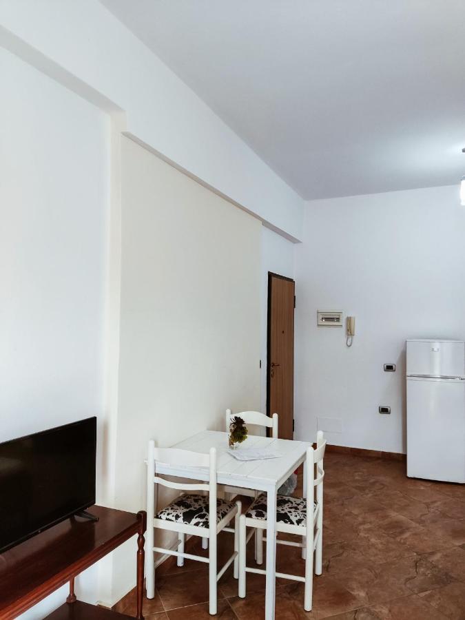 El Rio Apartments Sarande Bagian luar foto