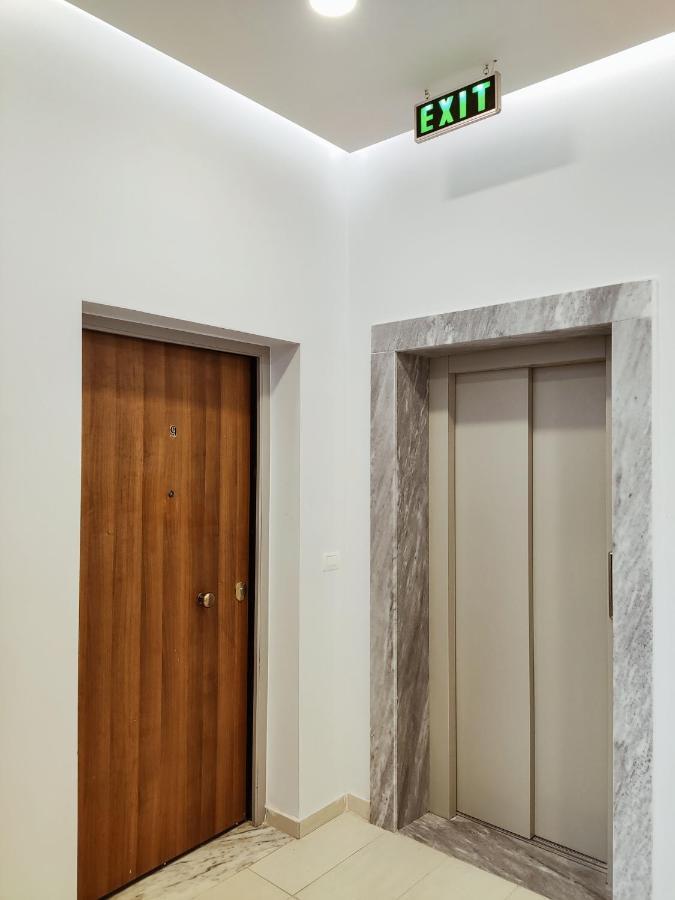 El Rio Apartments Sarande Bagian luar foto
