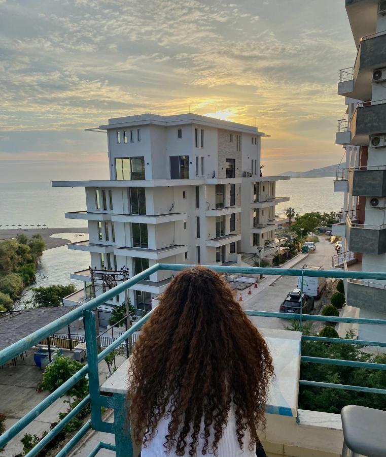 El Rio Apartments Sarande Bagian luar foto