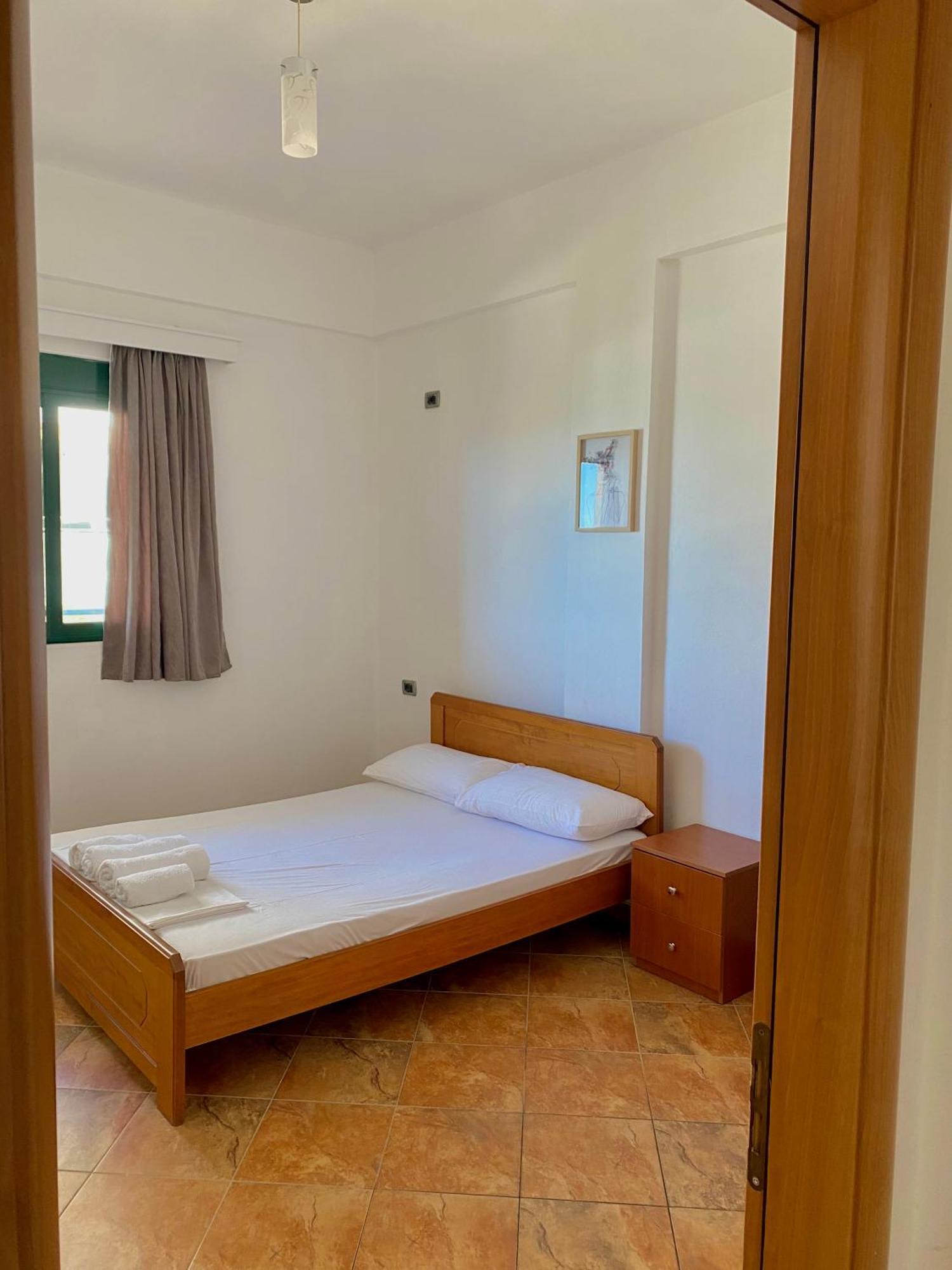 El Rio Apartments Sarande Bagian luar foto