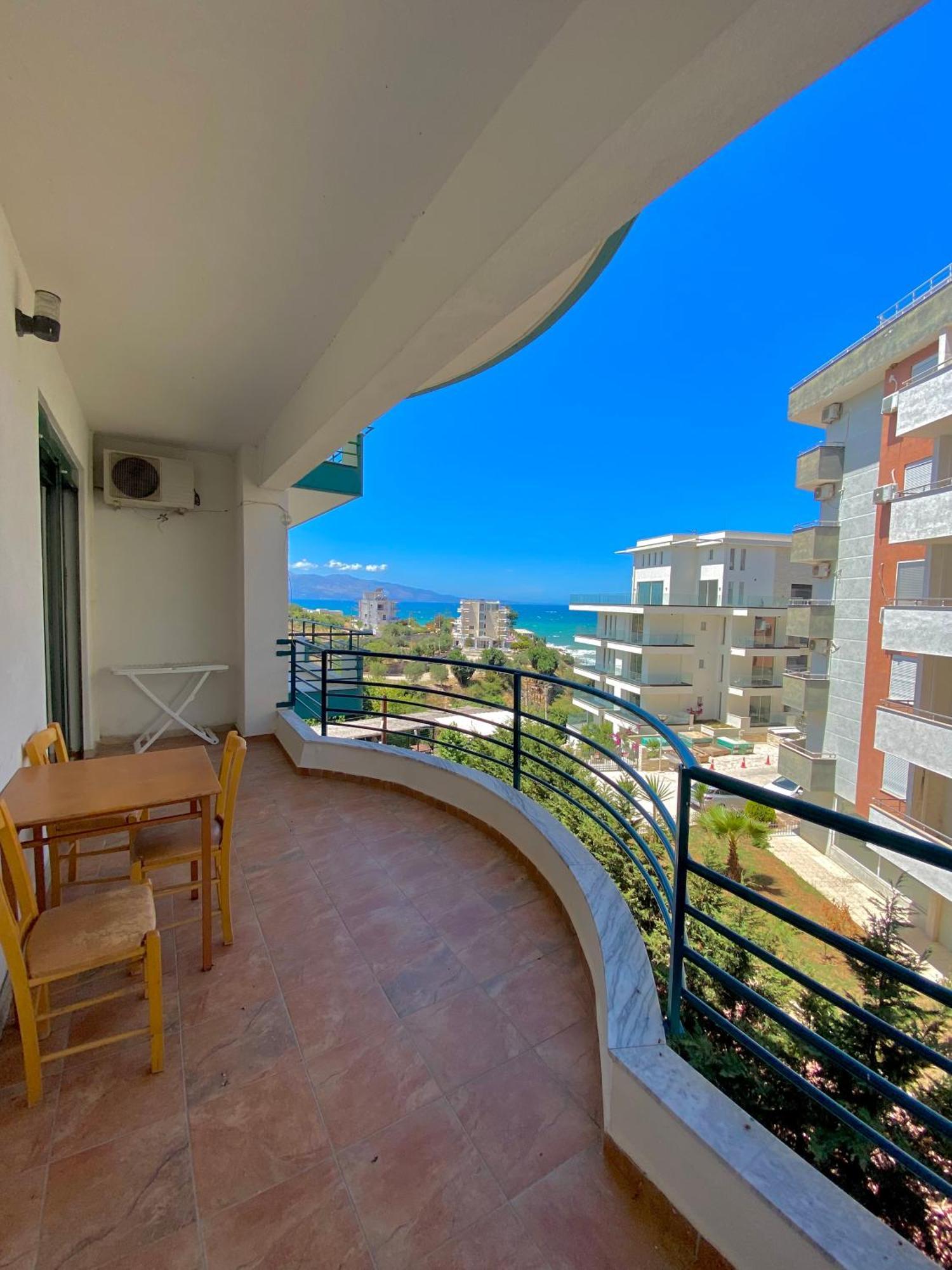 El Rio Apartments Sarande Bagian luar foto