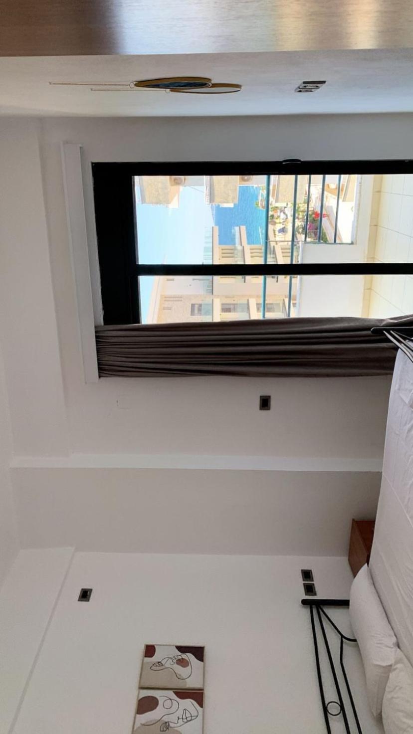 El Rio Apartments Sarande Bagian luar foto